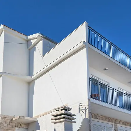 Aniva - 50 M From The Sea דירה *