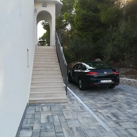 Apartment Aniva - 50 M From The Sea *