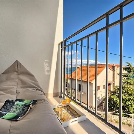 Aniva - 50 M From The Sea *